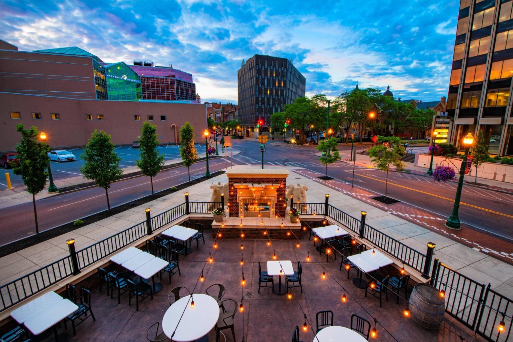 Hotel Marriott Syracuse Downtown Exterior foto